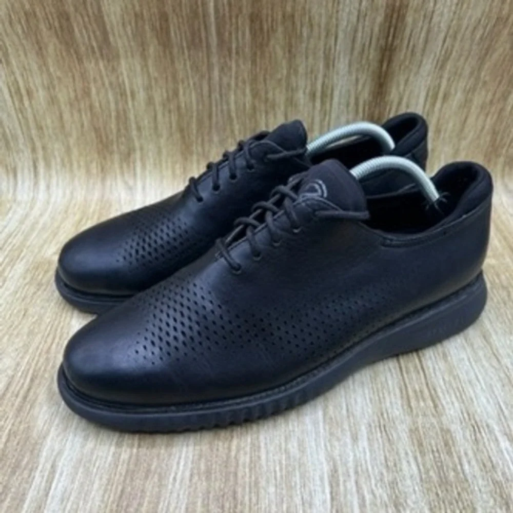 Cole Haan 2.Zerogrand Men's Size 9 W Laser Lined Black Oxford Leather C23832